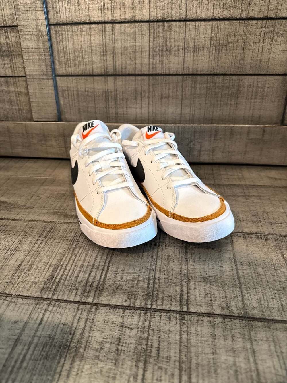 Nike Court Legacy Boys/Women's Shoes size 4.5 Y